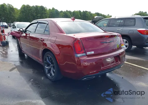 2023 Chrysler 300 300S из США, поврежденный, VIN 2C3CCABG4PH644535